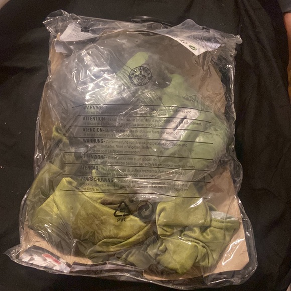 Hulk Kids Costume - Picture 2 of 2